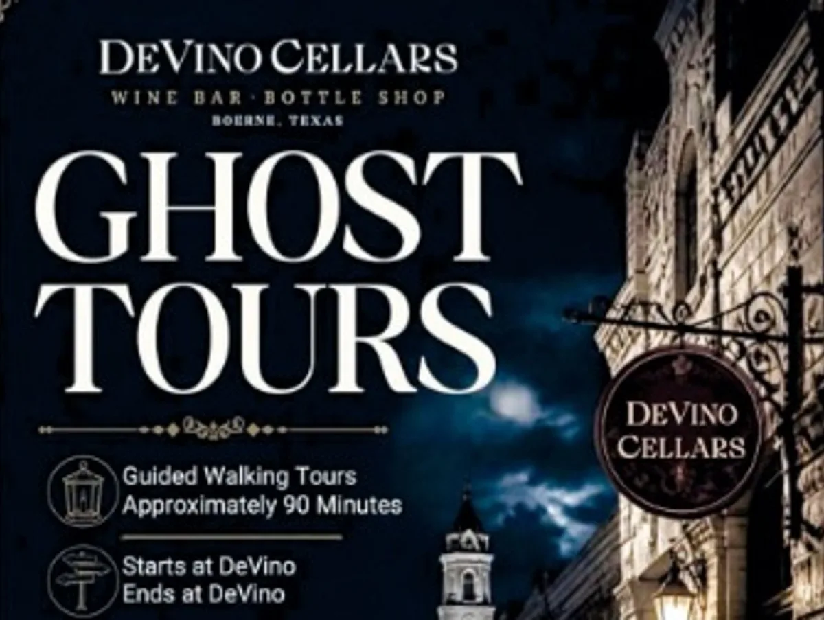 Tours featuring actors highlight city's ghostly lore