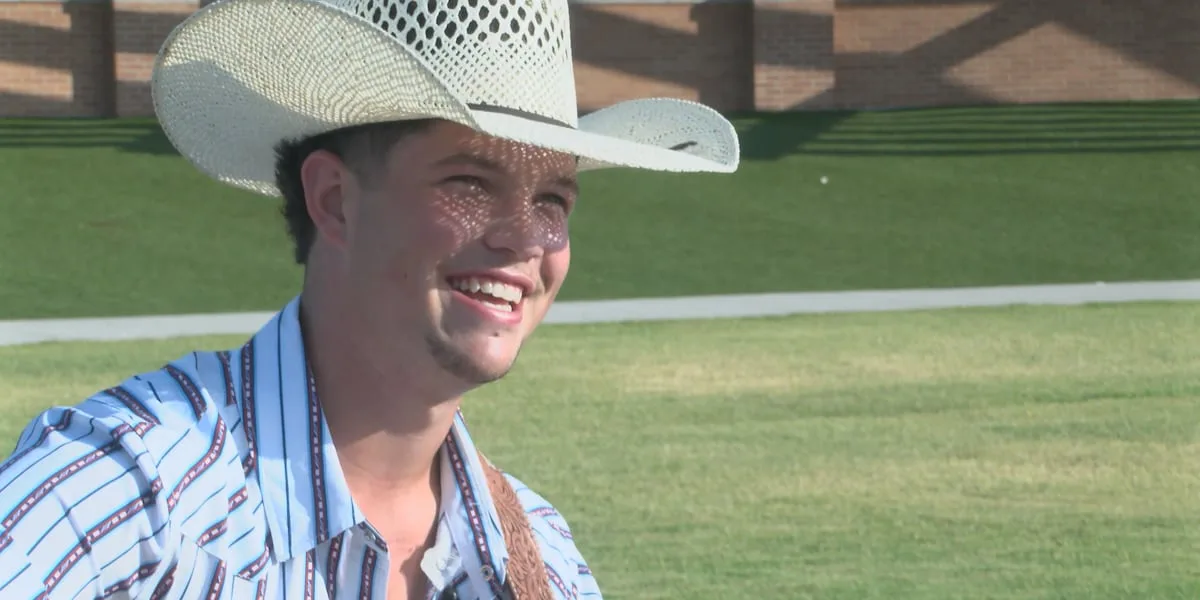 Van Alstyne teen trades his seat in the crowd for a spot on the 'Sounds of Summer' stage