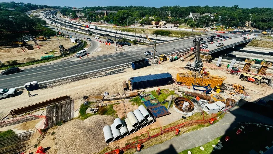 City adjusts signal timing after Riverside Drive crashes