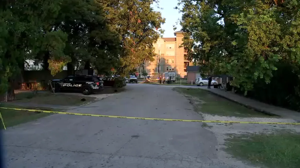 HPD investigating after 61-year-old man shot to death in Independence Heights area