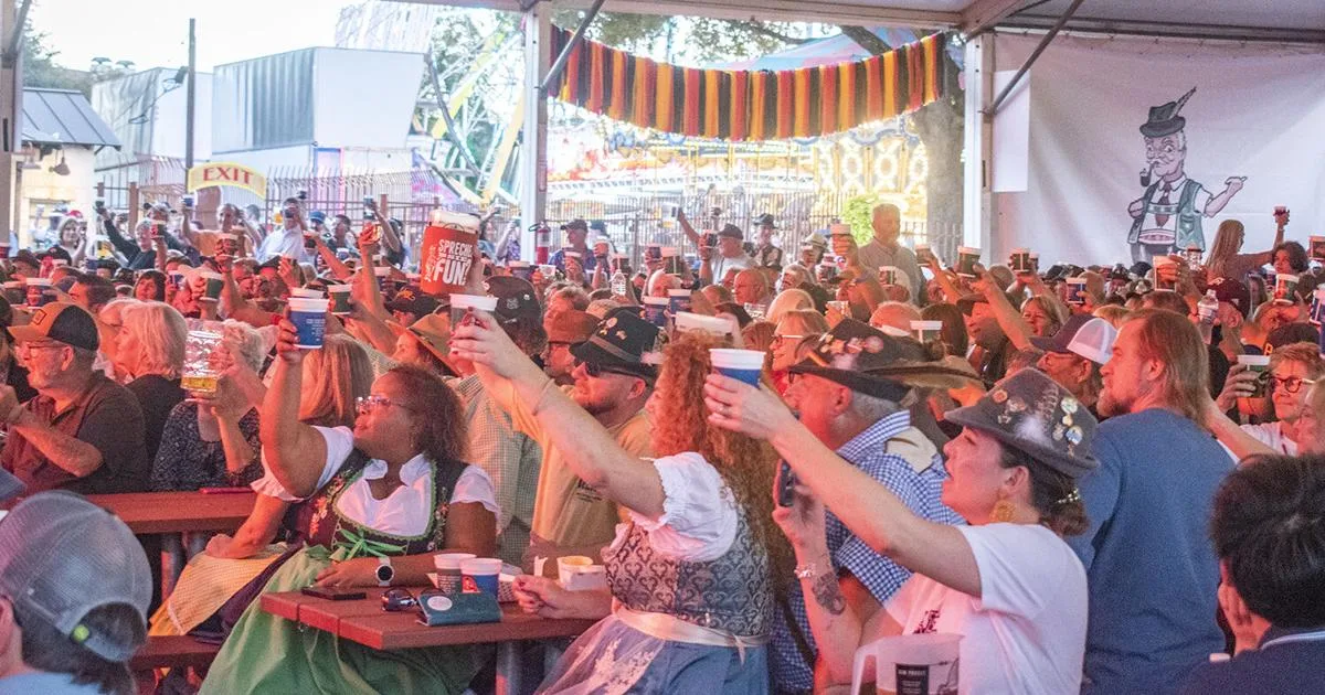 City of New Braunfels reminds residents of golf cart regulations ahead of Wurstfest