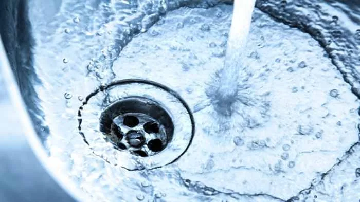 Hitchcock water main break disrupts service along Highway 6