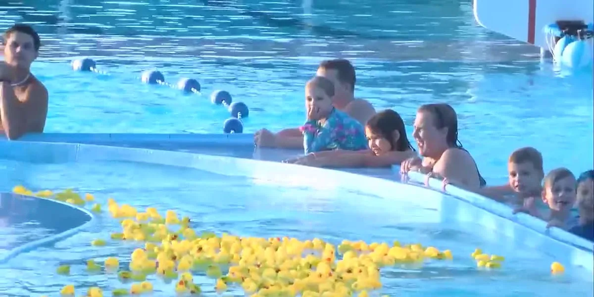 Family Promise of Grayson County hosts rubber duck race fundraiser at The Splash