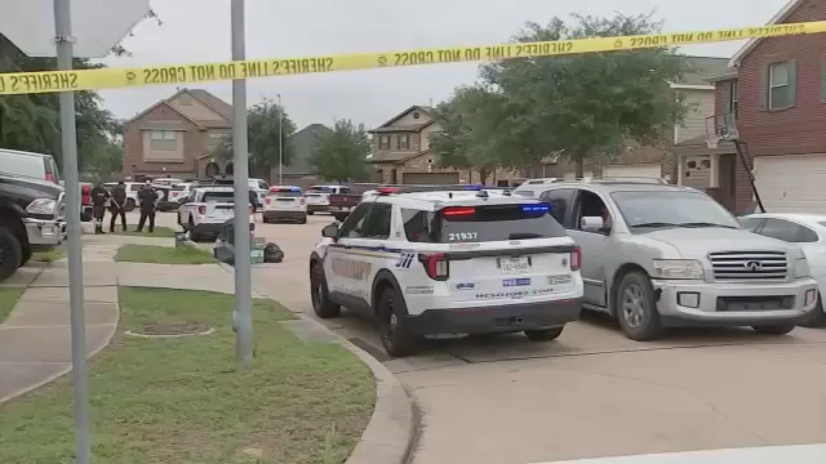 15-year-old boy charged with murdering his father; family says it was self-defense