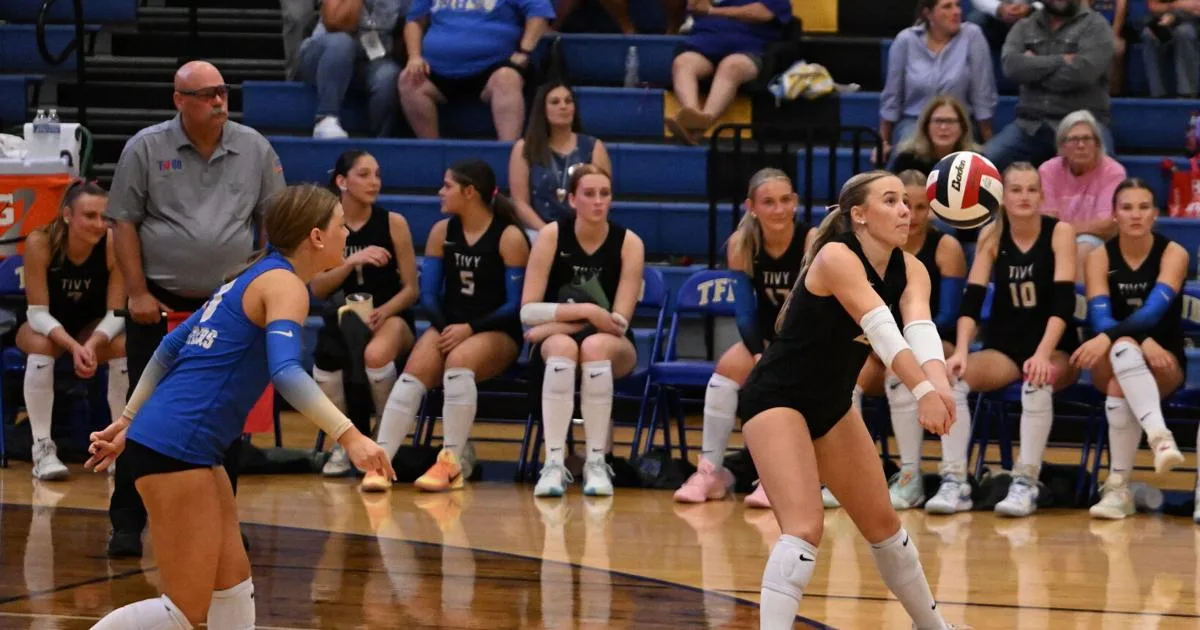 Tivy volleyball sweeps Fredericksburg in District 27-4A opener