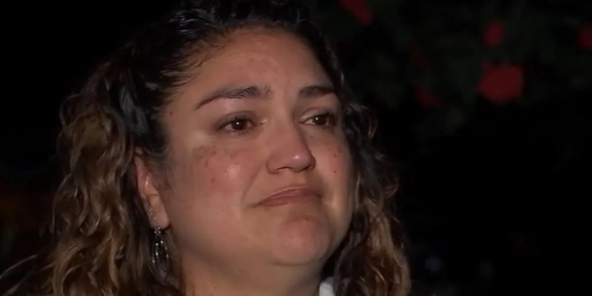 Teacher says she thought she was 'going to die saving my kids' in deadly elementary school shooting