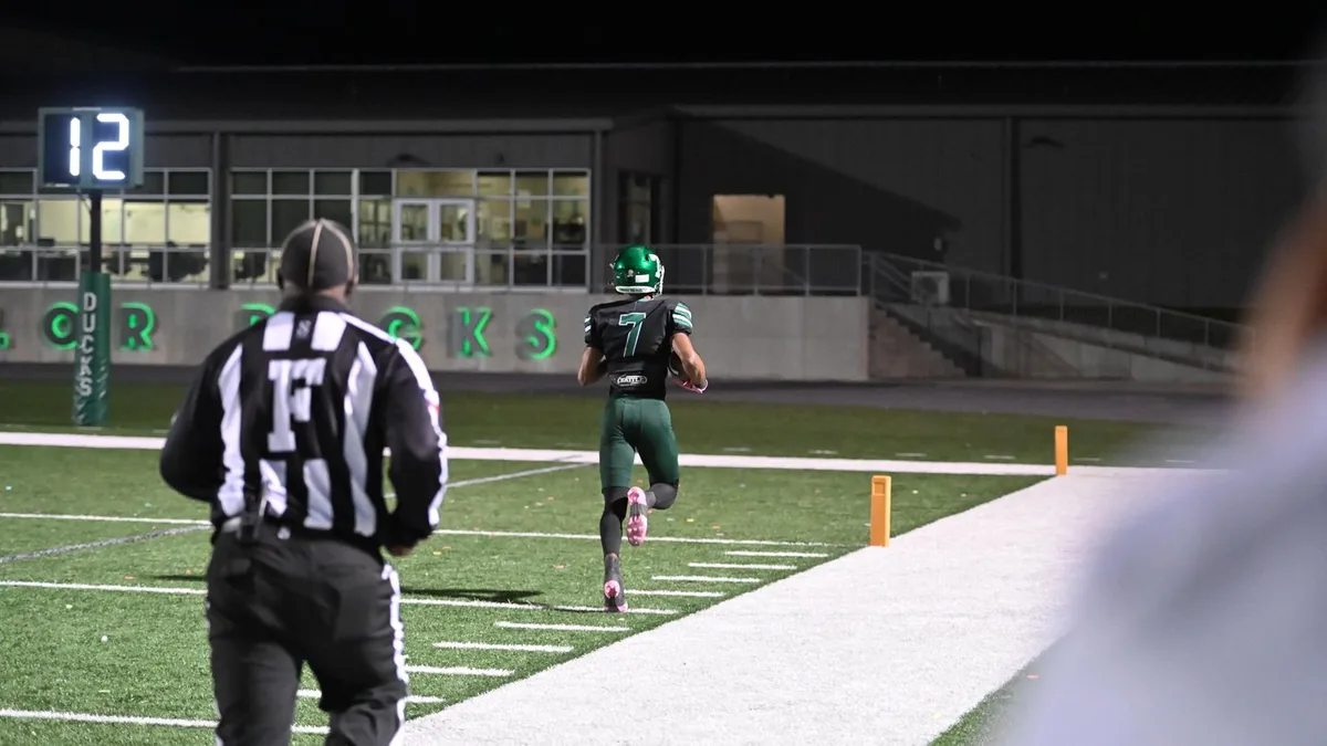 Taylor takes down Jaguars