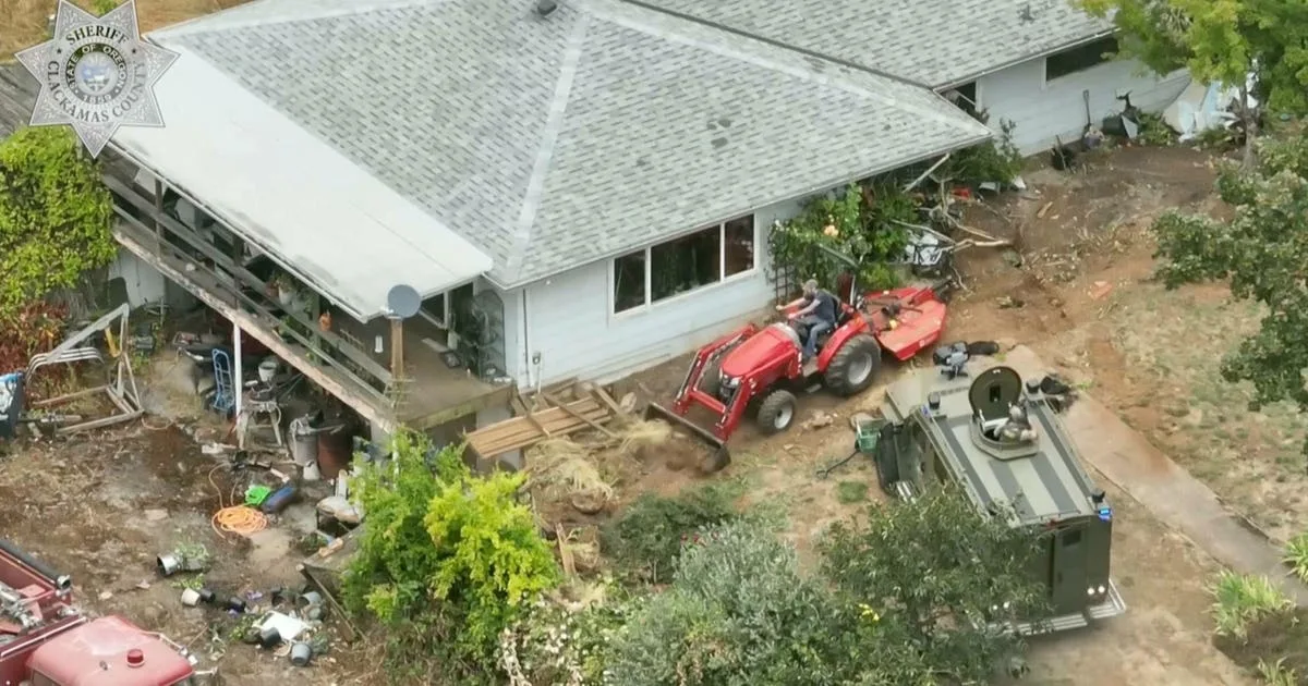 Oregon man accused of firing more than 200 rounds during SWAT standoff