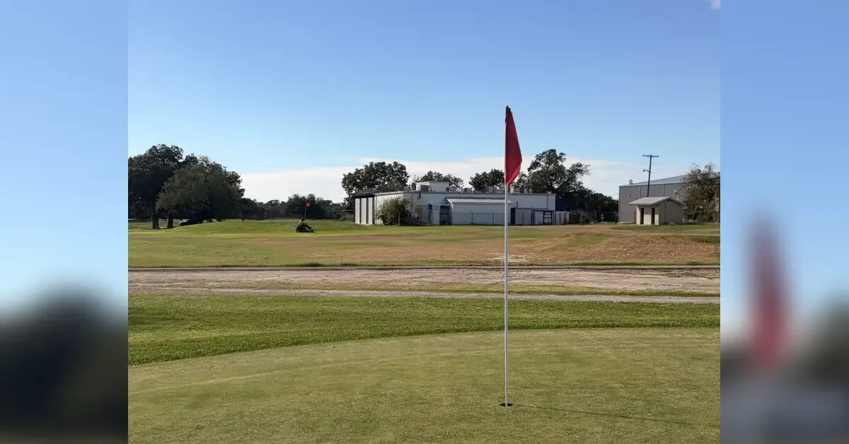 City to act on public comment policy and golf course