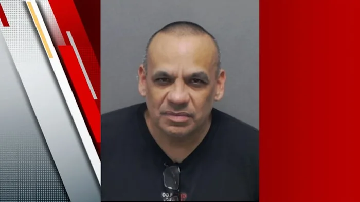 Affidavit: Man charged with arson after setting fire to 2 Universal City homes