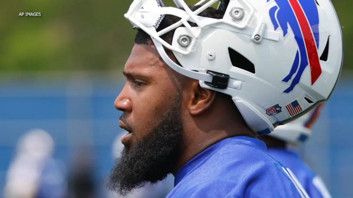 Former UH, current Buffalo Bills player Ed Oliver mourns son, team says in statement