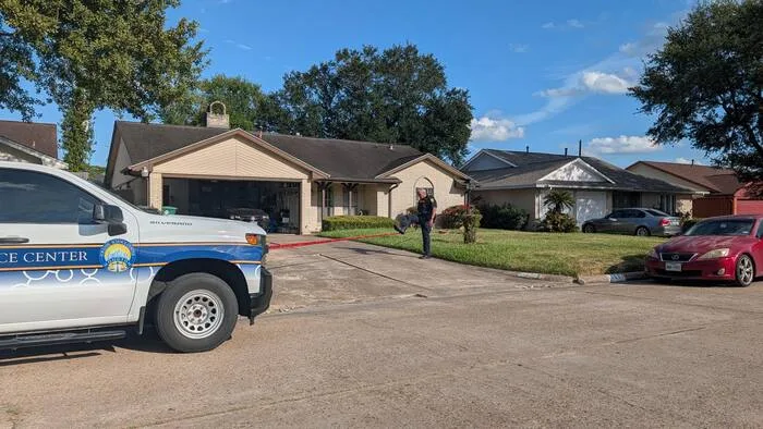 Houston police respond to reported murder-suicide in southeast Houston