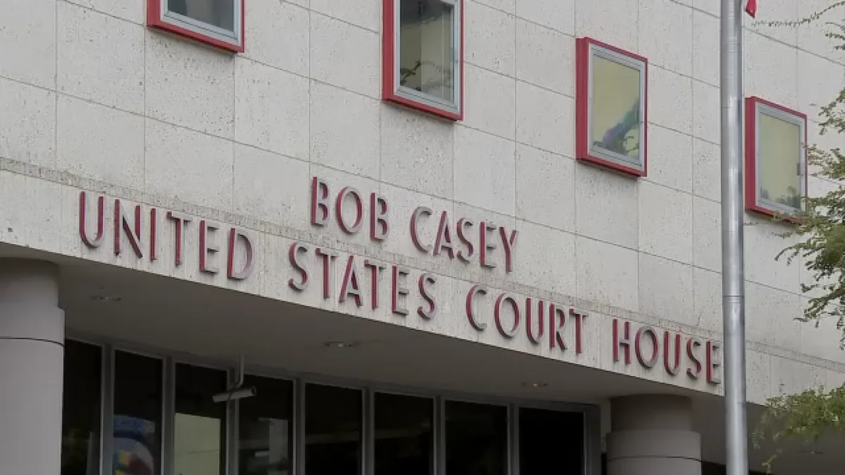 Houston postal carriers charged in alleged $23 million check-theft scheme