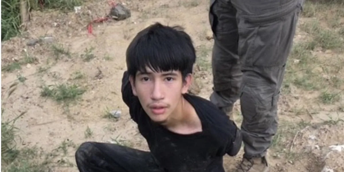 Laredo teen arrested on 6 counts of smuggling persons near US 83