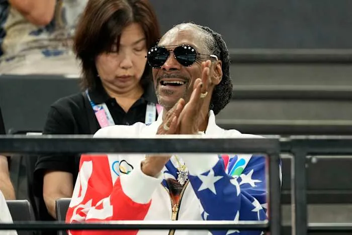 Snoop Dogg is hiring an international ice cream taster, and the job pays $30K