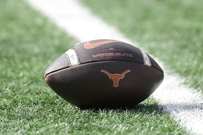 Texas assistant coach arrested on DWI charge in latest distraction for No. 1 Longhorns