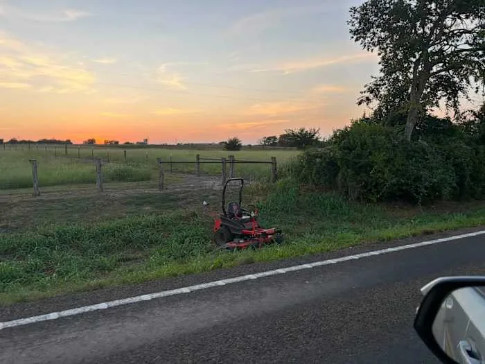 Man mowing Washington County property airlifted to hospital after bee attack