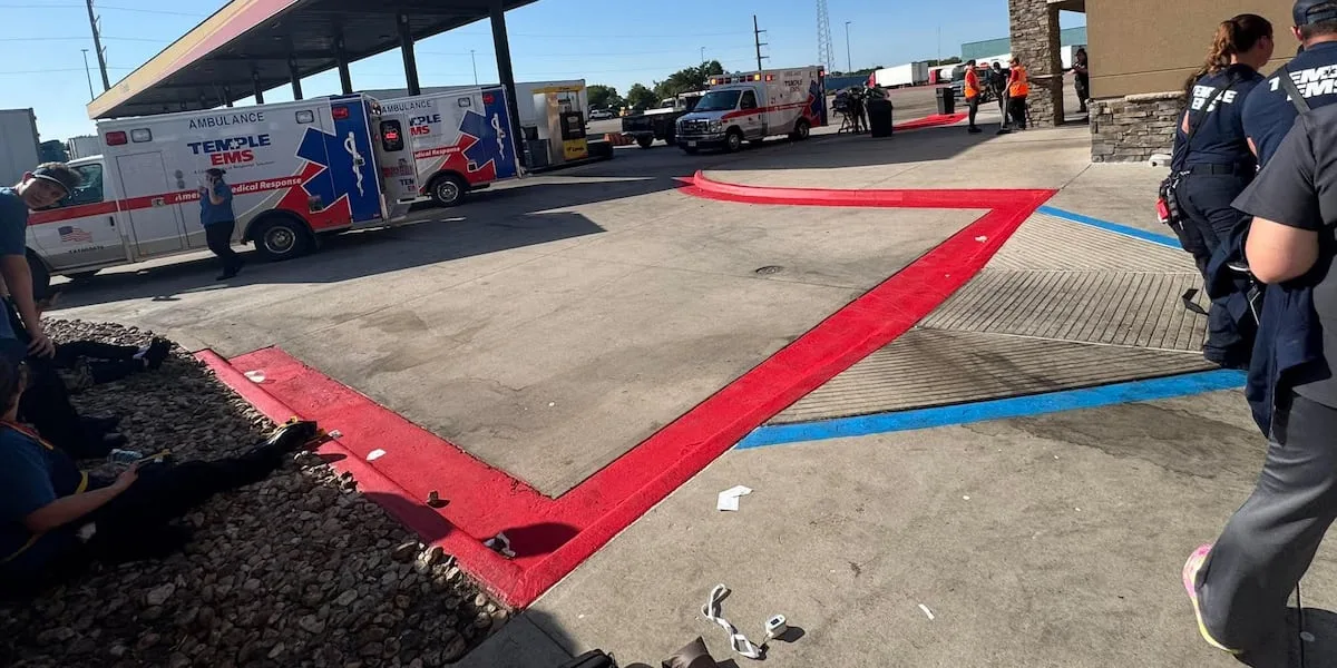 Four fast food workers hospitalized after carbon dioxide exposure in Troy