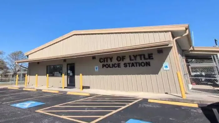 Lytle has first homicide in 13 years after homeowner shoots intruder, police chief says