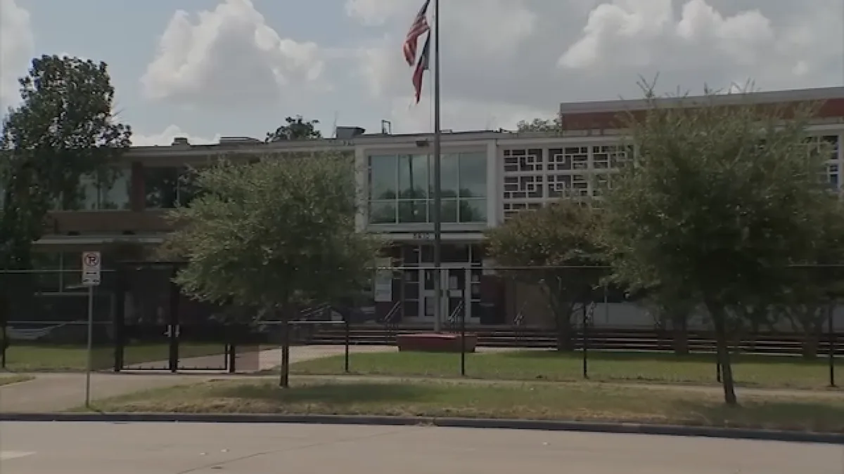 McReynolds Middle School reopens as alternative school despite HISD documents citing poor condition