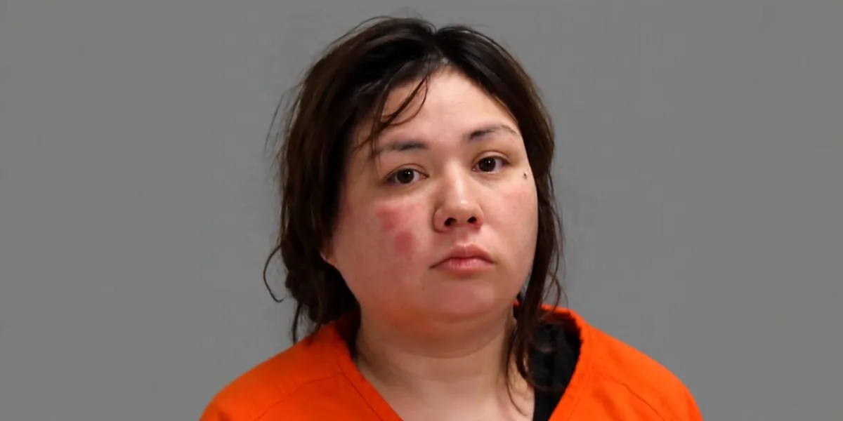 Intoxicated Bryan mother crashes into pole with baby, found hiding under tree