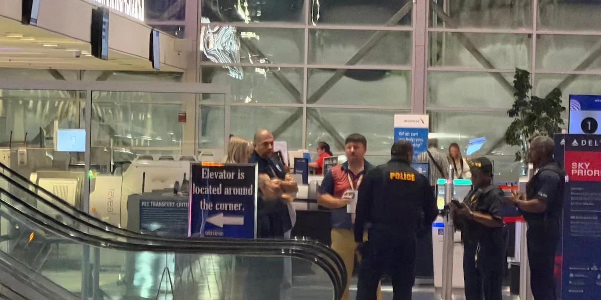 Man arrested after making bomb threats to Shreveport Regional Airport and Bossier City hotel