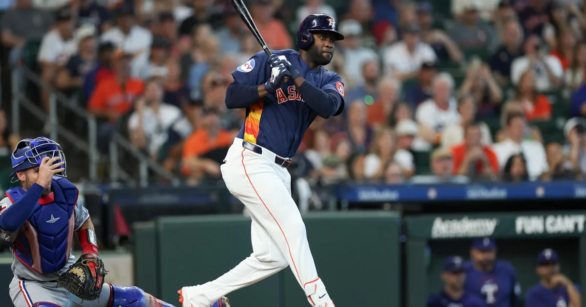Astros sweep Rangers as Yordan Alvarez has 4 hits, Jeremy Pea homers in 7-3 win