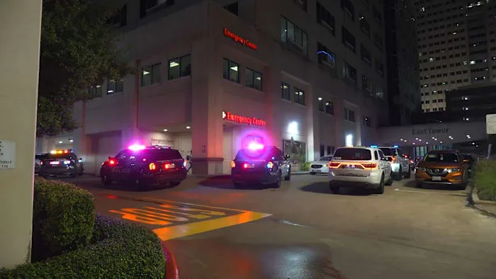 Man shot by hospital security officer after pulling knife at Memorial City hospital