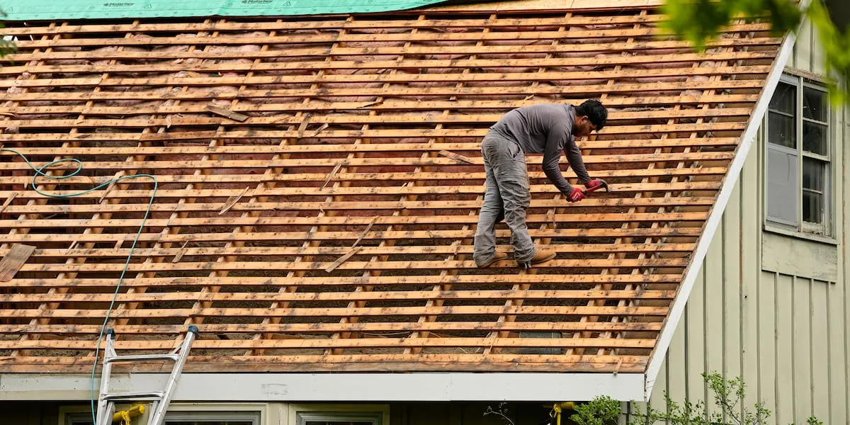 State warns of contractor scams as Hurricane Isaias approaches