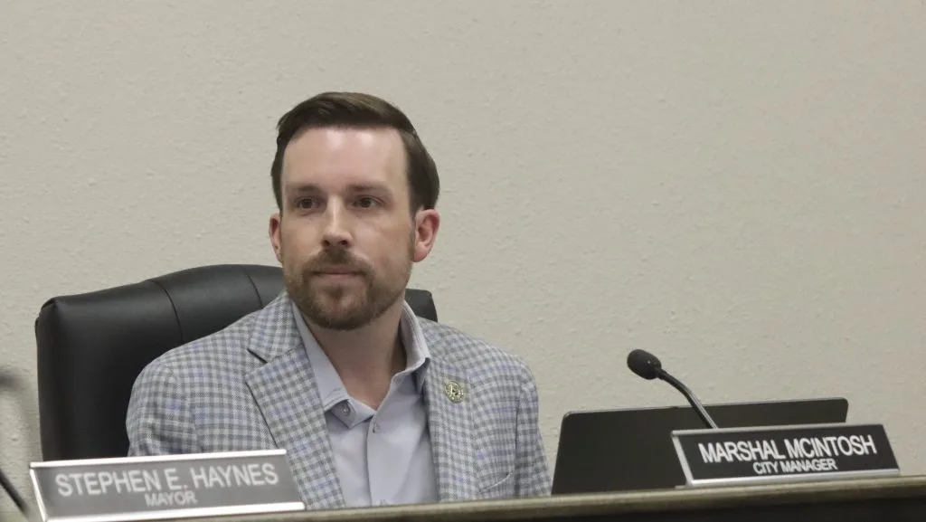 Steering committee, Atmos reach settlement for rate hike