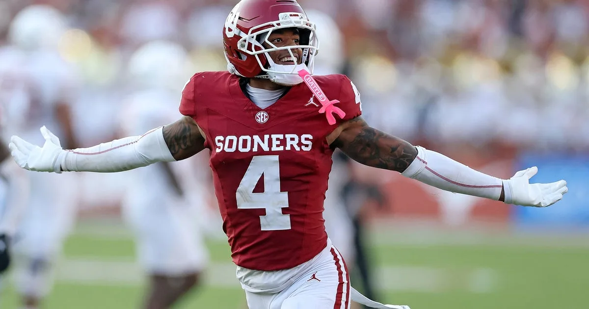 Oklahoma stuns No. 1 Texas 27-24 on last-second field goal in Red River rivalry