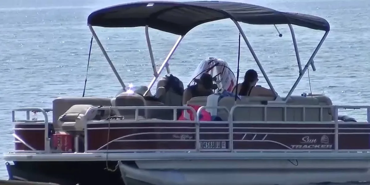 Families flock to Wright Patman Lake for Labor Day