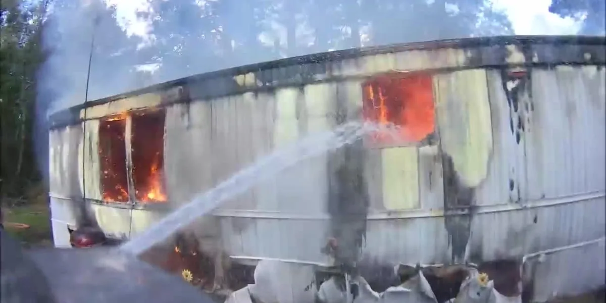 1 injured in Nacogdoches County trailer home fire