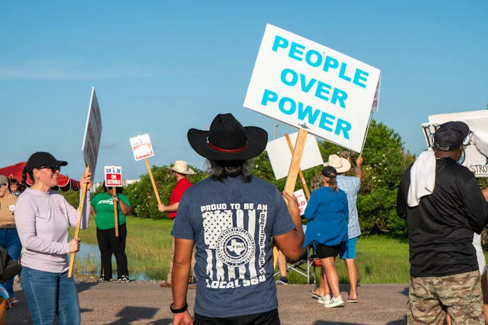 Ashland Specialty Chemicals workers ratify new contract, ending 42-day strike in Texas City