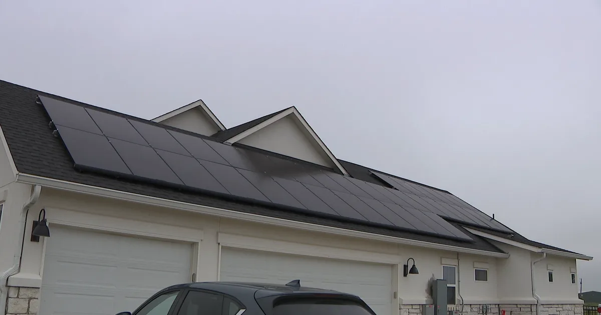 Texas laws taking effect Sept. 1: Solar sales, electronics repair and gold currency