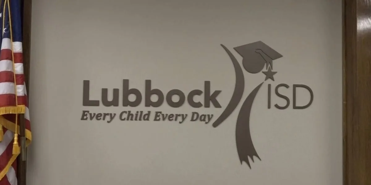 Four LISD police officers recognized for exceptional service to district and community
