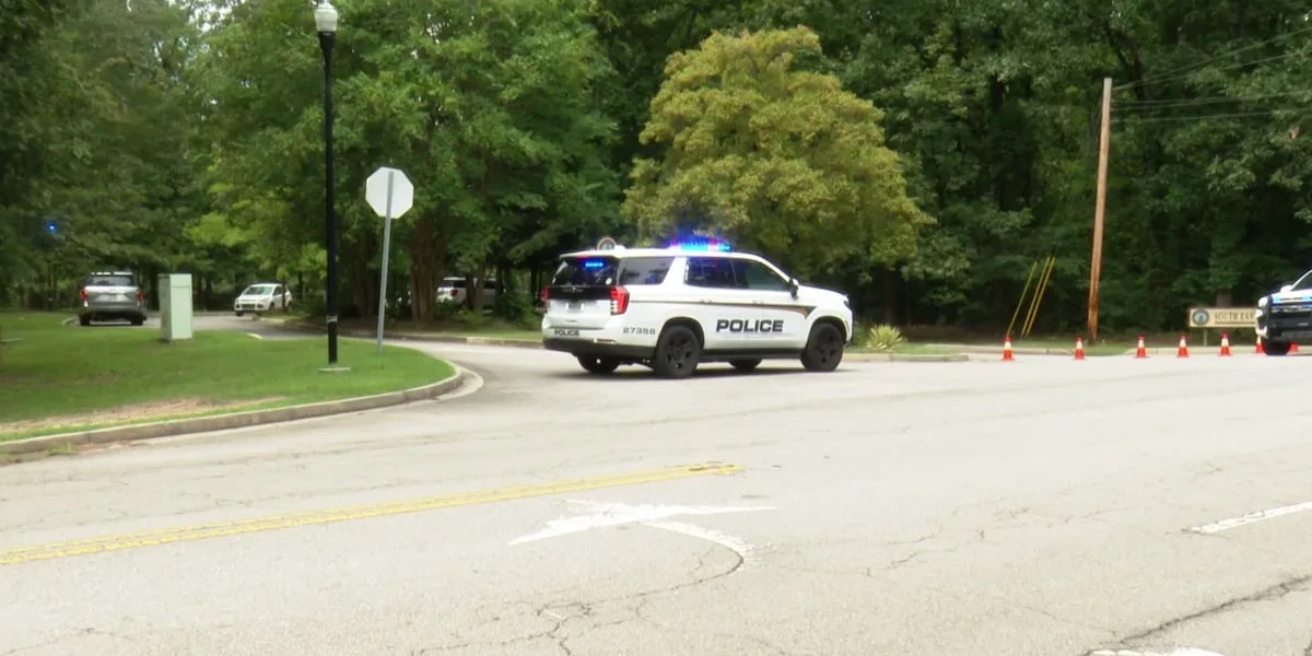 Officer and suspect killed, another injured in shooting