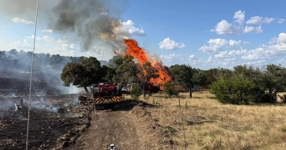 Crews save home from 95-acre brush fire