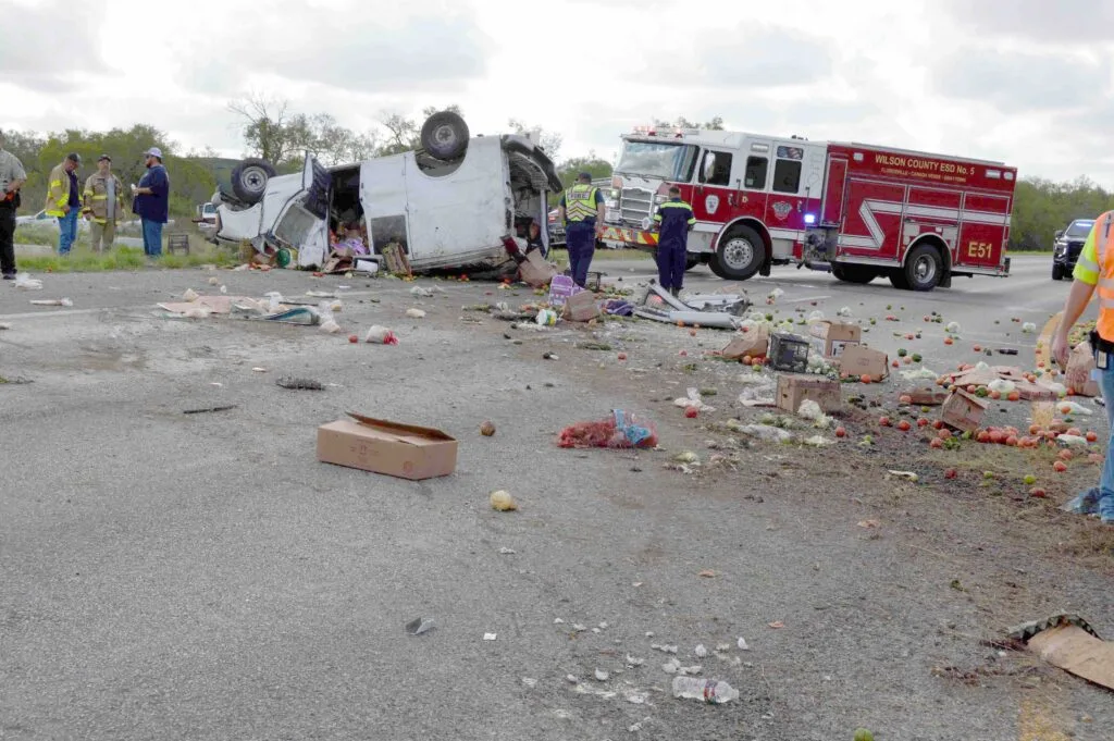 Overturned van closes northbound U.S. 181 south of Floresville