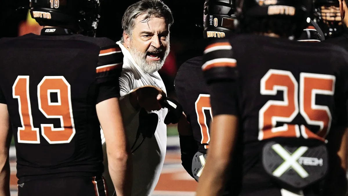 Hippos fall to Harker Heights 53-50 in heartbreaking season opener