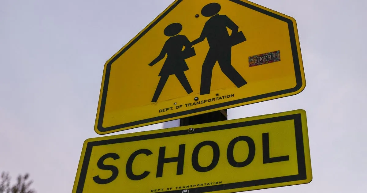 3 Texas children hospitalized after being hit by car on way to school; driver arrested