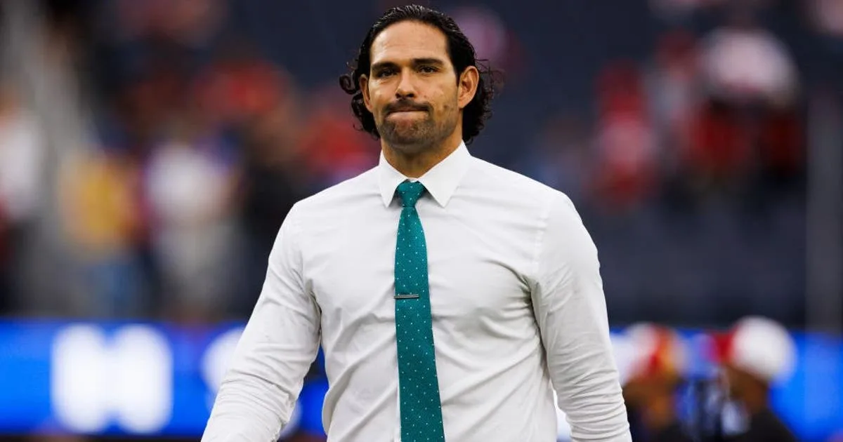 Ex-NFL player, analyst Mark Sanchez plans to plead guilty in assault case