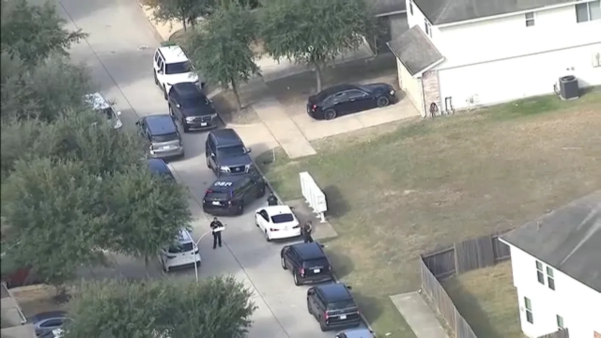 Investigation underway after shots fired in north Houston, HPD says