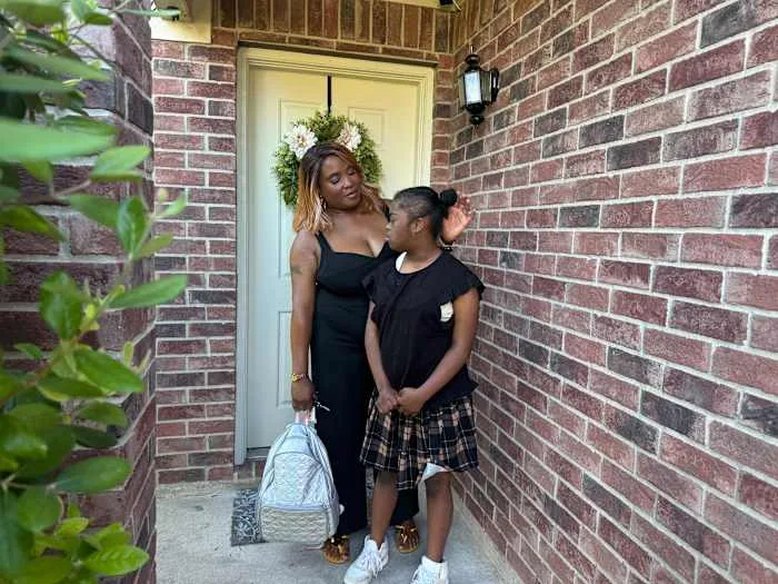 Fort Bend ISD mom demands answers after daughter rides school bus unaccounted for hours