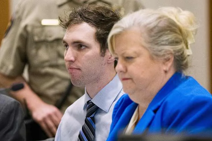 Judge to decide if Tyler Robinson will stand trial in Charlie Kirk's killing