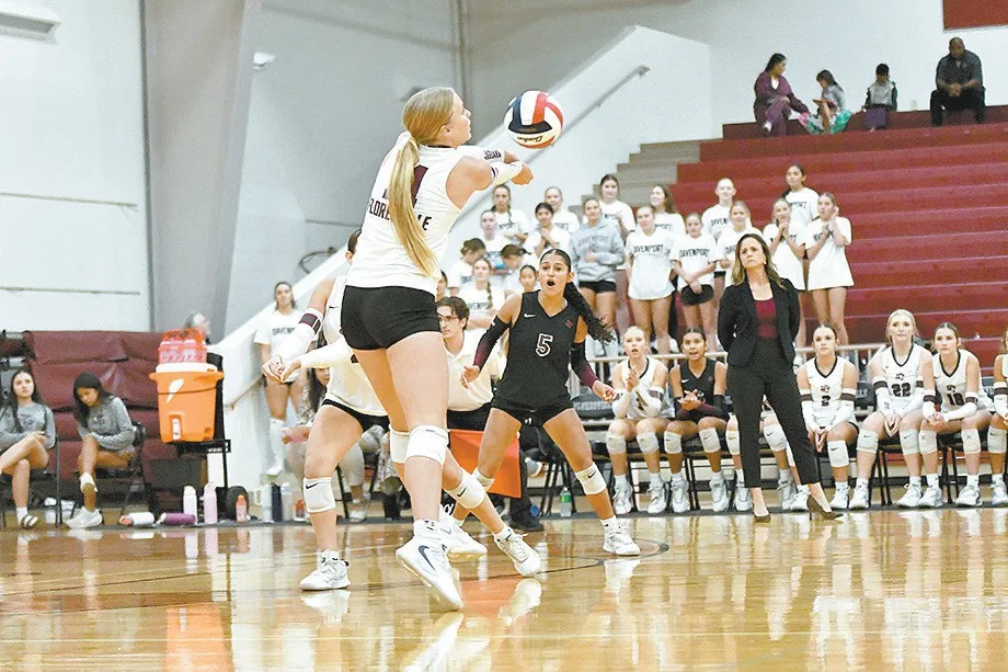 JAGUARS DEFEAT LADY WOLVES