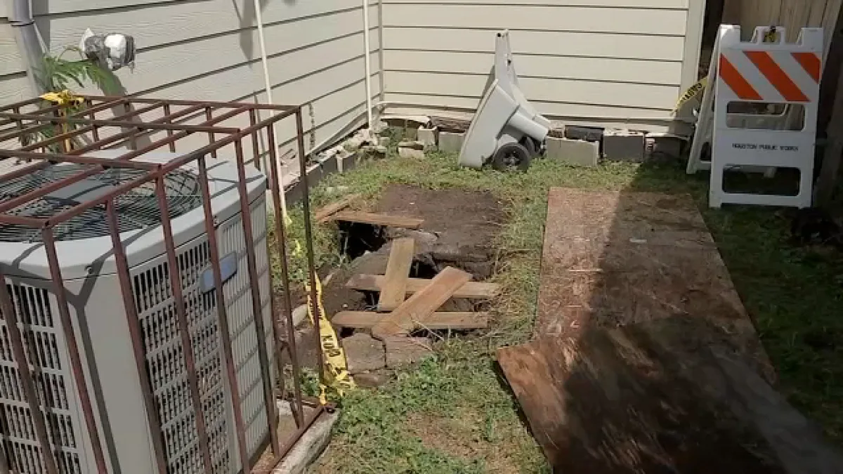 Houston homeowner says city won't help with hole that opened up in her backyard