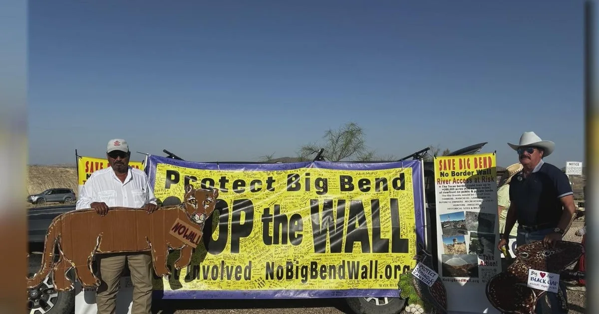 Dallas activists travel to Big Bend to protest Trump administration border wall construction