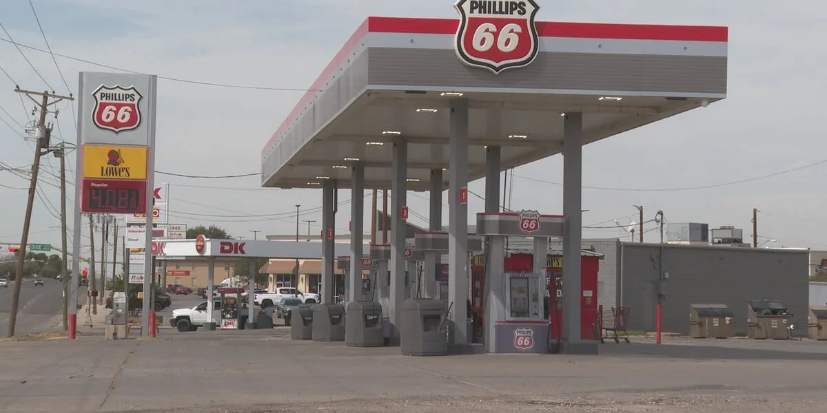 Gas prices hover $4 in Odessa, experts share tips to save at the pump
