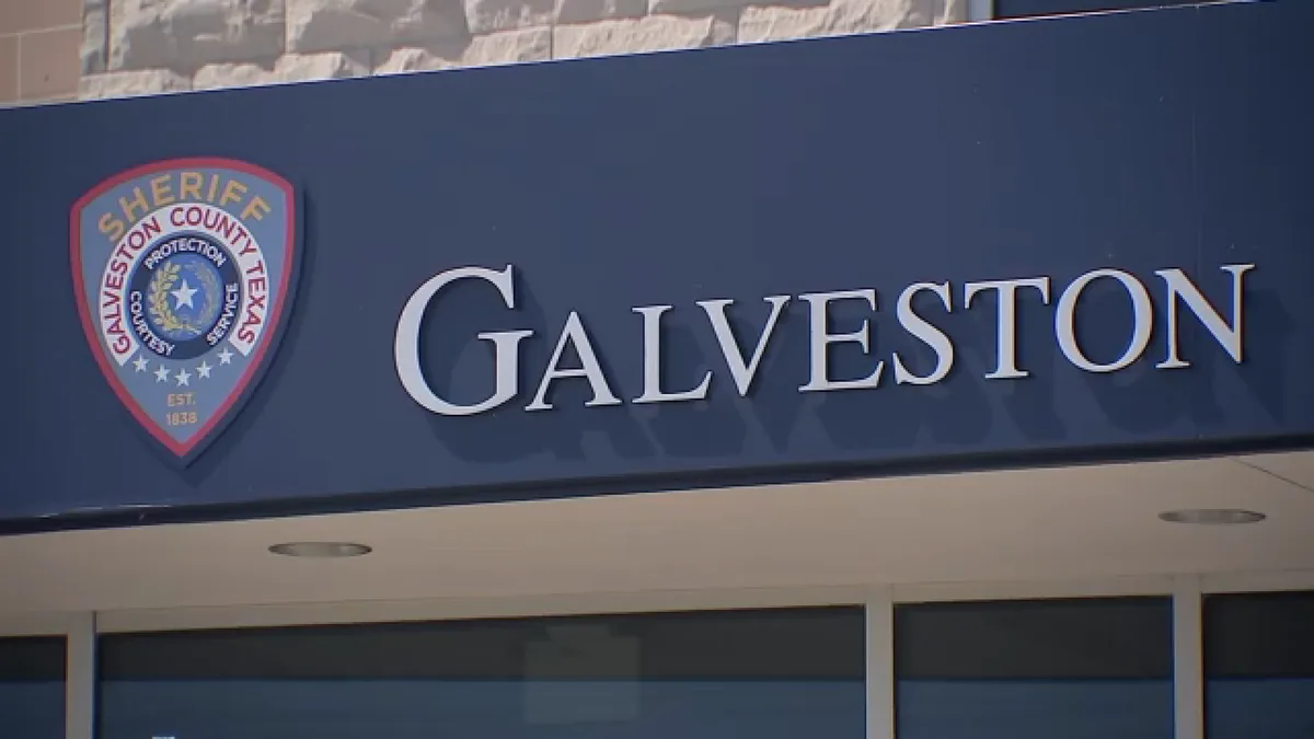 Woman arrested in child exploitation investigation, charged with child porn in Galveston Co.: GCSO